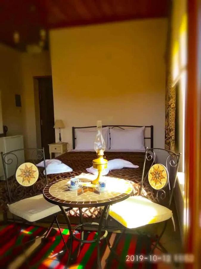 Sophia'S Stone House Apartman Dimicána Kültér fotó